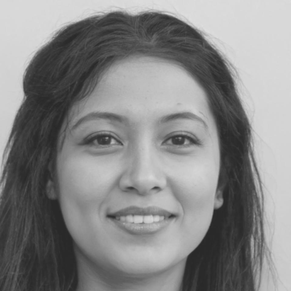 Portrait professionnel d'une experte en formation financière